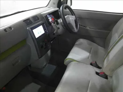 Toyota PIXIS SPACE