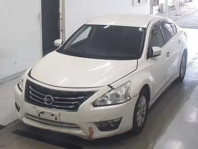 Nissan TEANA