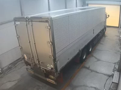 Hino TRUCK