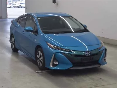 Toyota PRIUS PHV