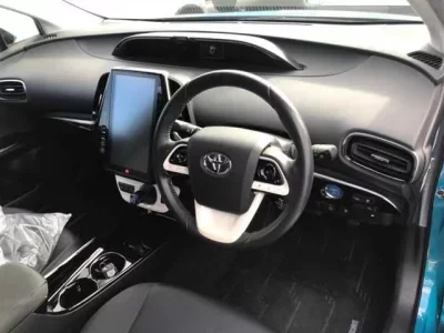 Toyota PRIUS PHV