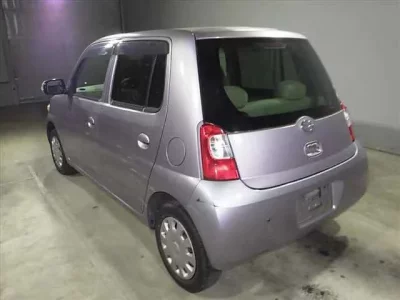 Daihatsu Esse