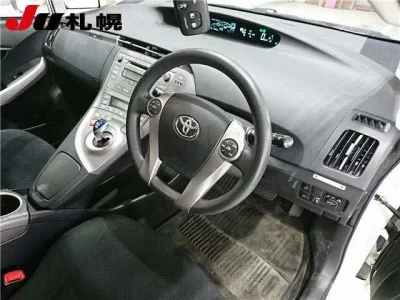Toyota PRIUS PHV