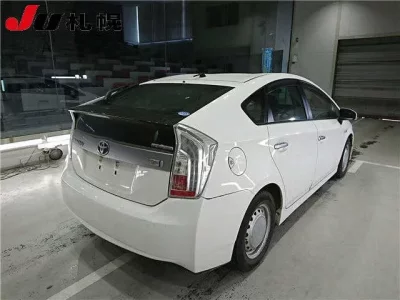 Toyota PRIUS PHV