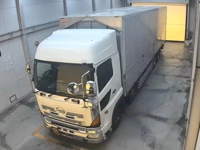 Hino TRUCK