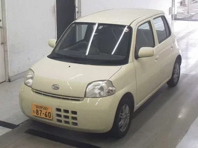 Daihatsu Esse