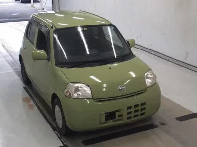 Daihatsu Esse