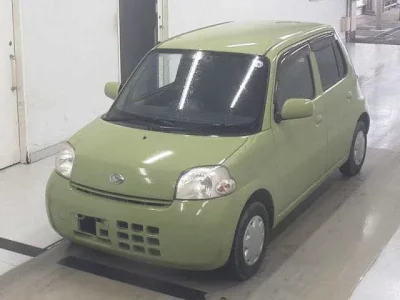 Daihatsu Esse