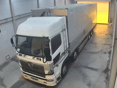 Hino TRUCK