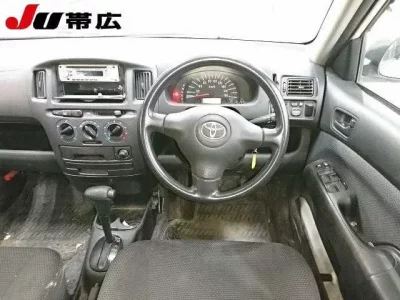 Toyota SUCCEED