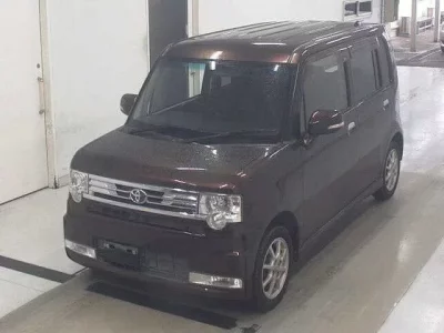 Toyota PIXIS SPACE