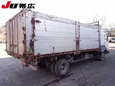 Mitsubishi FUSO FIGHTER