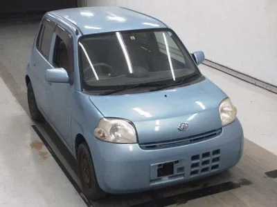 Daihatsu Esse