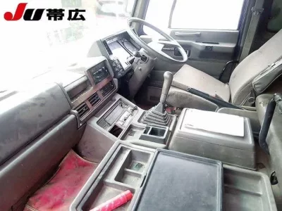 Isuzu TRUCK