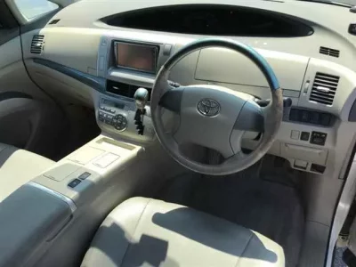 Toyota ESTIMA HYBRID