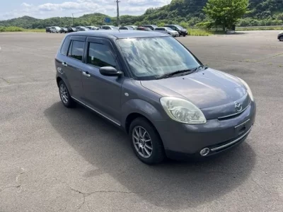 Mazda VERISA