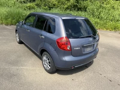 Mazda VERISA