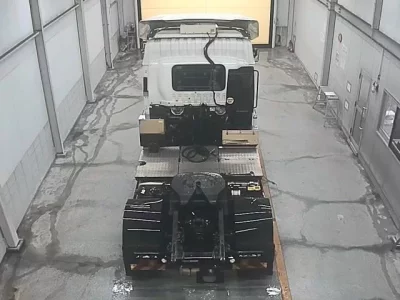 Isuzu TRUCK