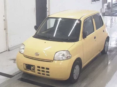 Daihatsu Esse