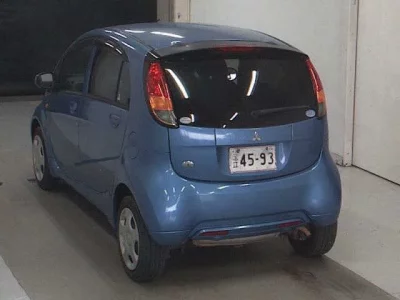 Mitsubishi I
