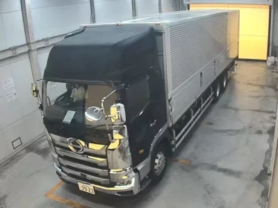 Hino TRUCK
