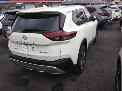 Nissan X-TRAIL