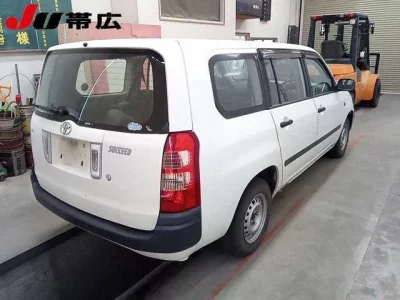 Toyota SUCCEED