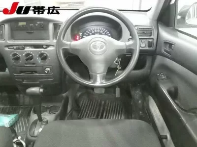 Toyota SUCCEED
