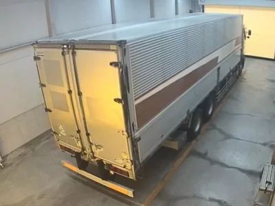 Hino TRUCK