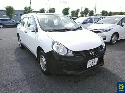 Nissan AD