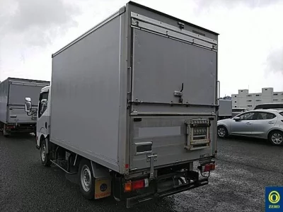 Nissan ATLAS