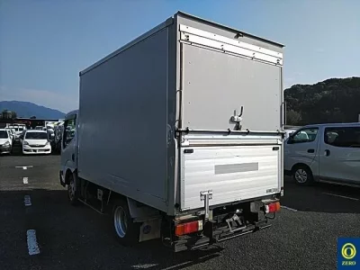 Nissan ATLAS
