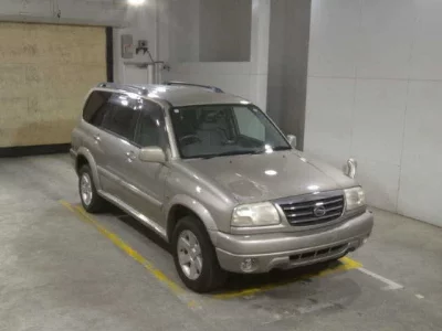 Suzuki GRAND ESCUDO