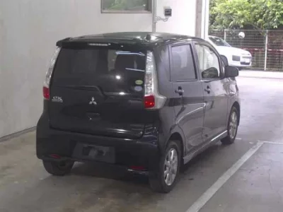 Mitsubishi EK CUSTOM