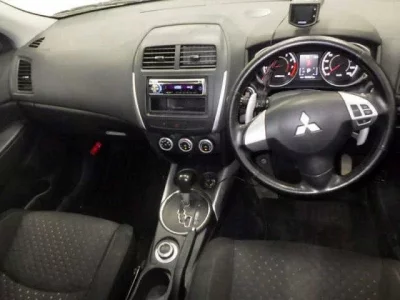 Mitsubishi RVR
