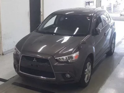 Mitsubishi RVR