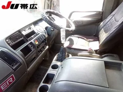 Mitsubishi FUSO FIGHTER