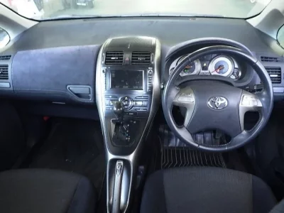Toyota BLADE