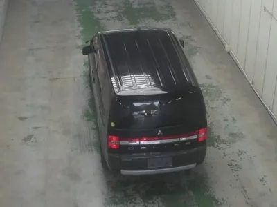 Mitsubishi DELICA D5