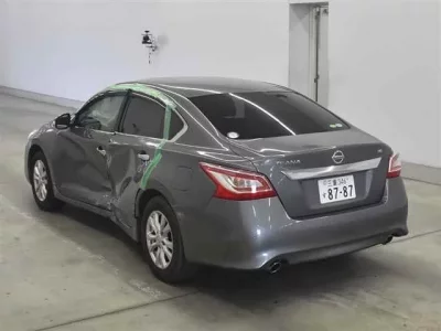 Nissan TEANA