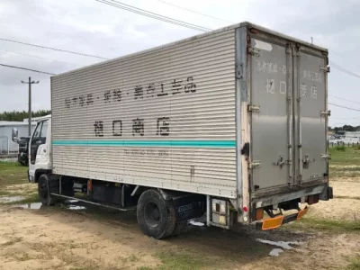 Isuzu JUSTON