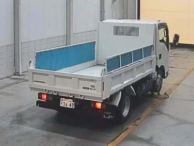 Isuzu ELF
