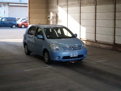 Toyota RAUM
