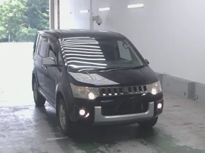 Mitsubishi DELICA D5