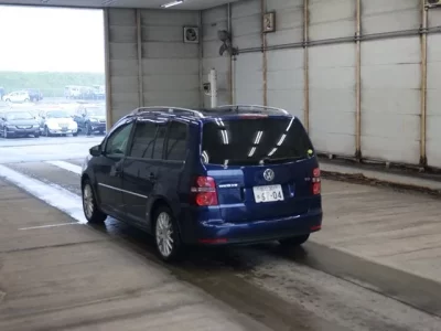 Volkswagen GOLF TOURAN