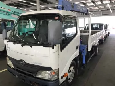 Hino DUTRO