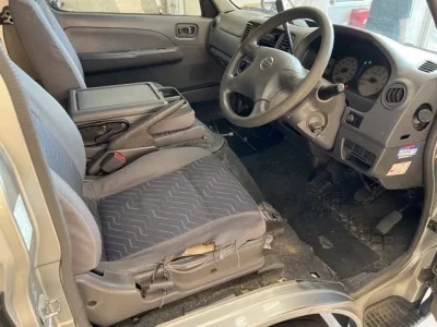 Nissan CARAVAN VAN