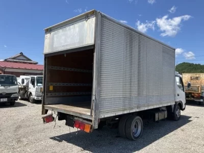 Hino DUTRO