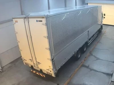 Hino TRUCK