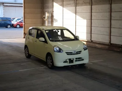 Daihatsu MIRA E S